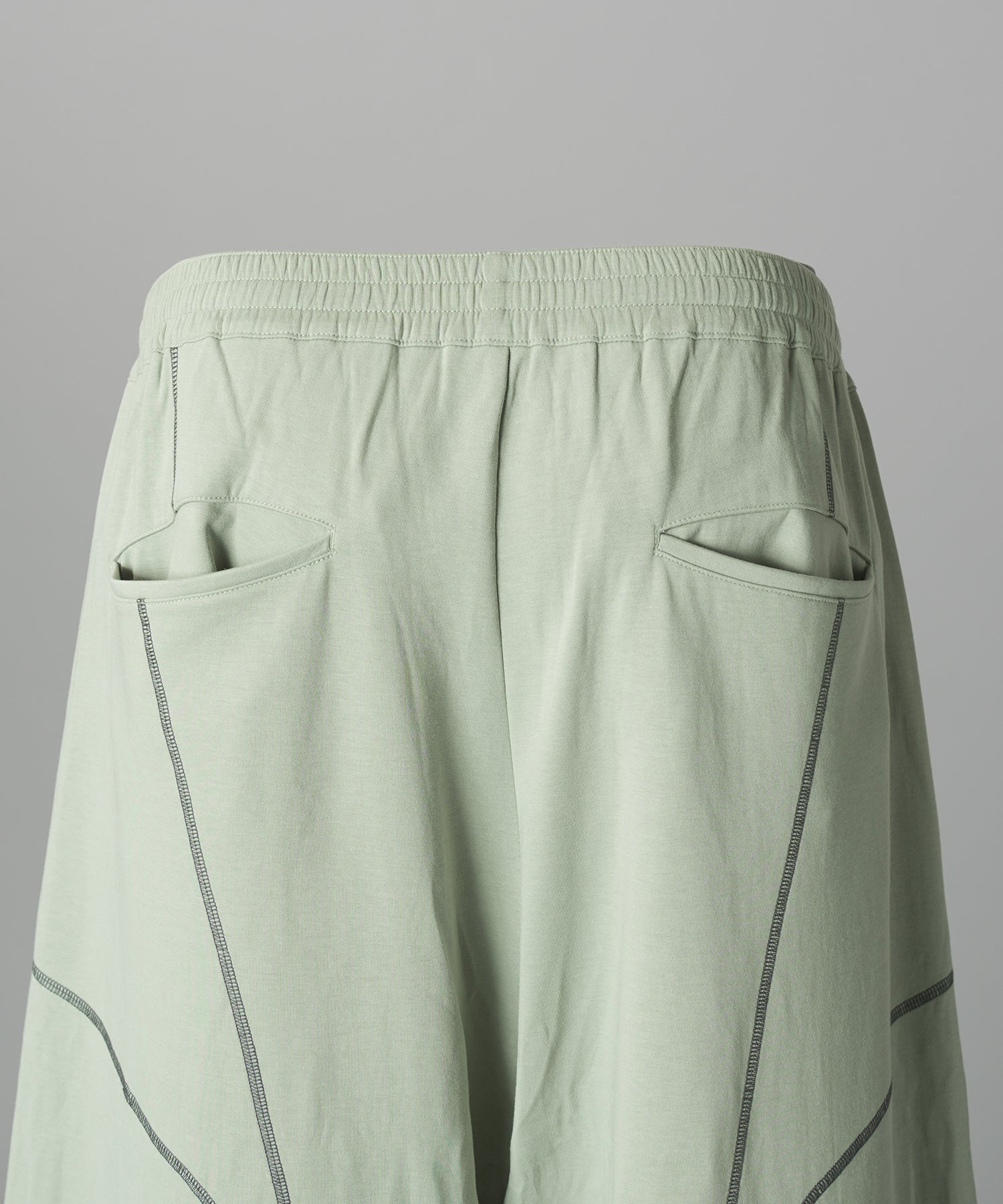 Banana Curve Silhouette Prime-Wide Cargo Trousers