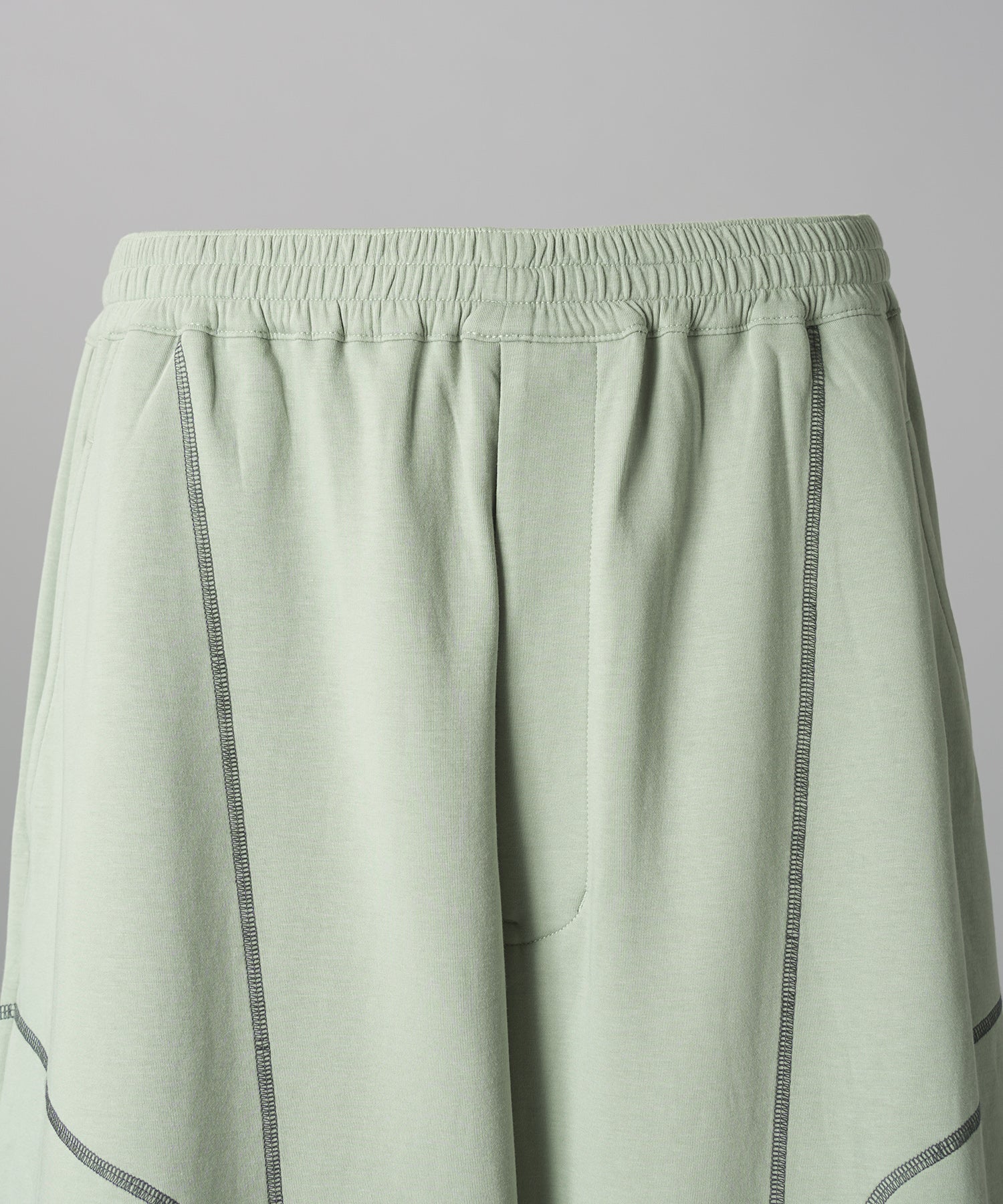 Banana Curve Silhouette Prime-Wide Cargo Trousers
