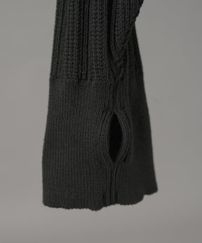 【26AW PRE-ORDER】Shadow Stripe Prime-Over Henley Neck Knit Sweater