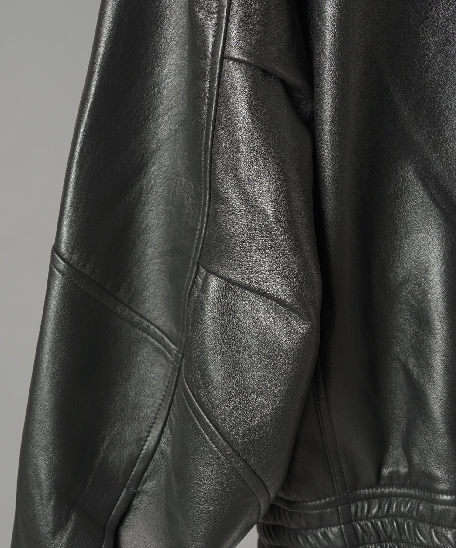 【26AW PRE-ORDER】Sheep Leather Prime-Over Layering Single Blouson