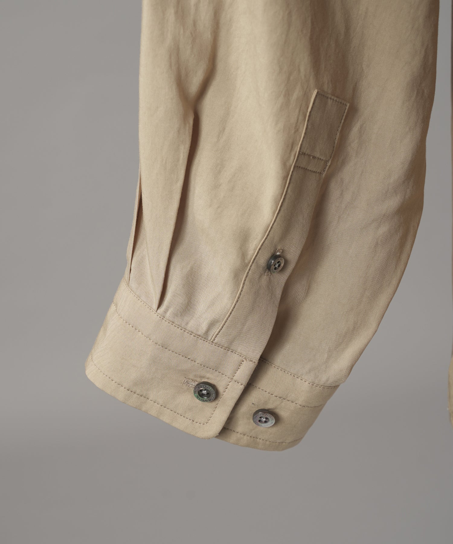 [26SS PRE-ORDER] Airy Striped Gabardine Prime-Over Short-sleeved Shirt