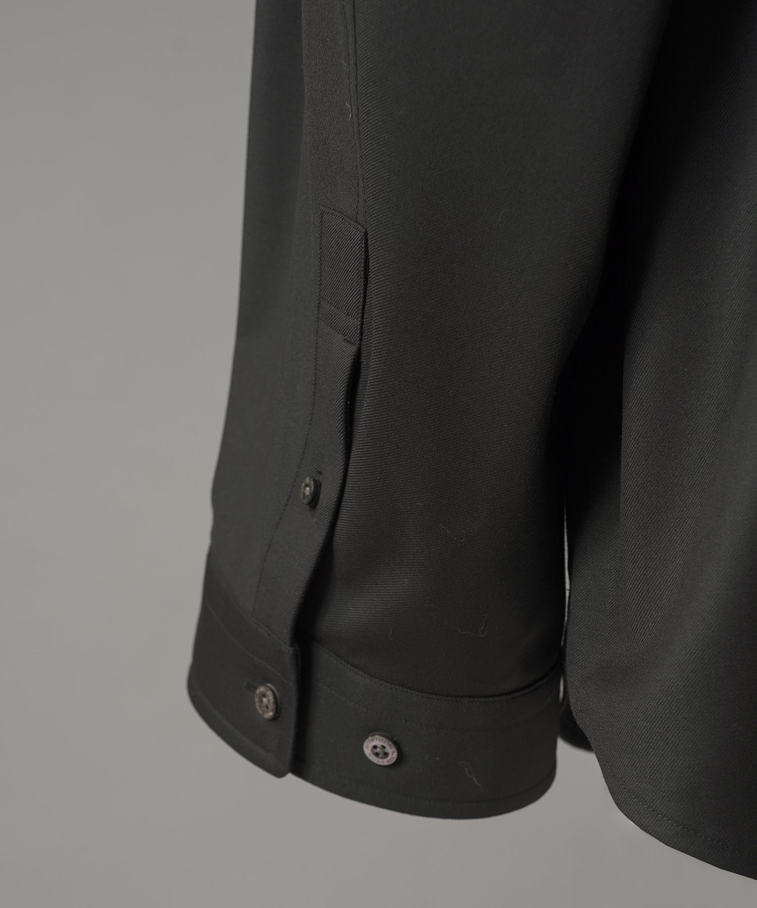 【26AW PRE-ORDER】TW Drapery Gabardine Prime-Over Ovoid Sleeve Shirt