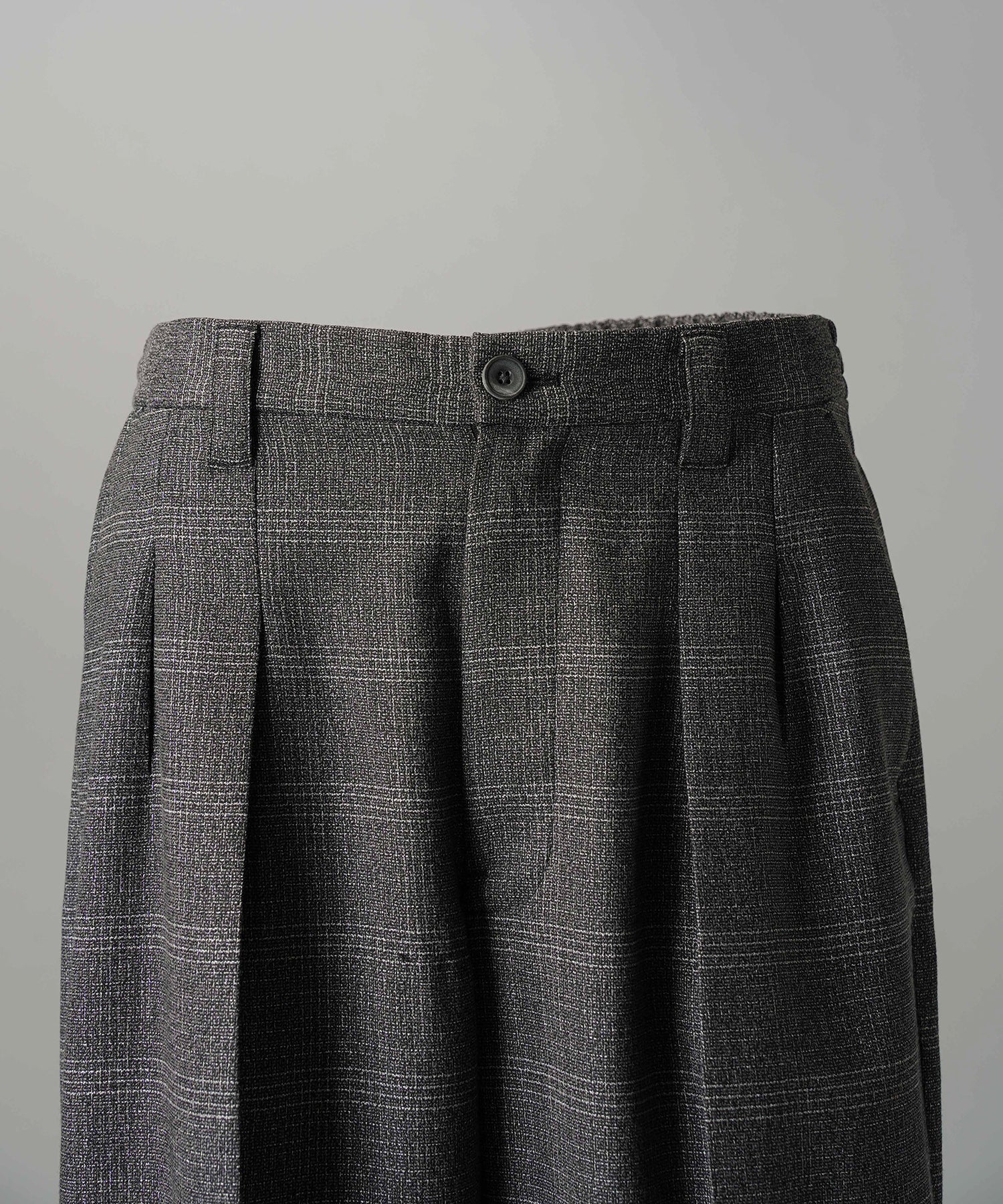 [26AW PRE-ORDER] Butcher fabric prime wide one tuck slacks