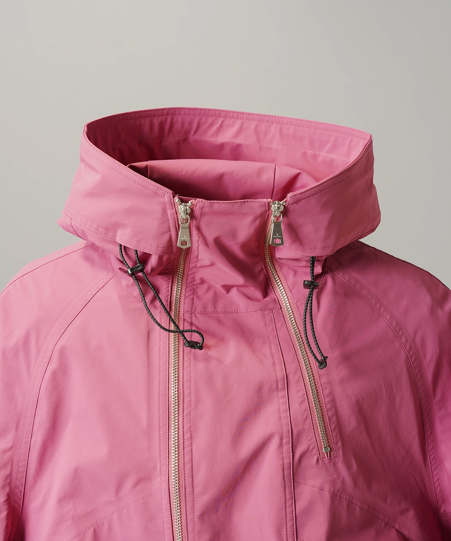 【26AW PRE-ORDER】Three-Layer Asymmetrical Front Zip Prime-Over Mountain Parka