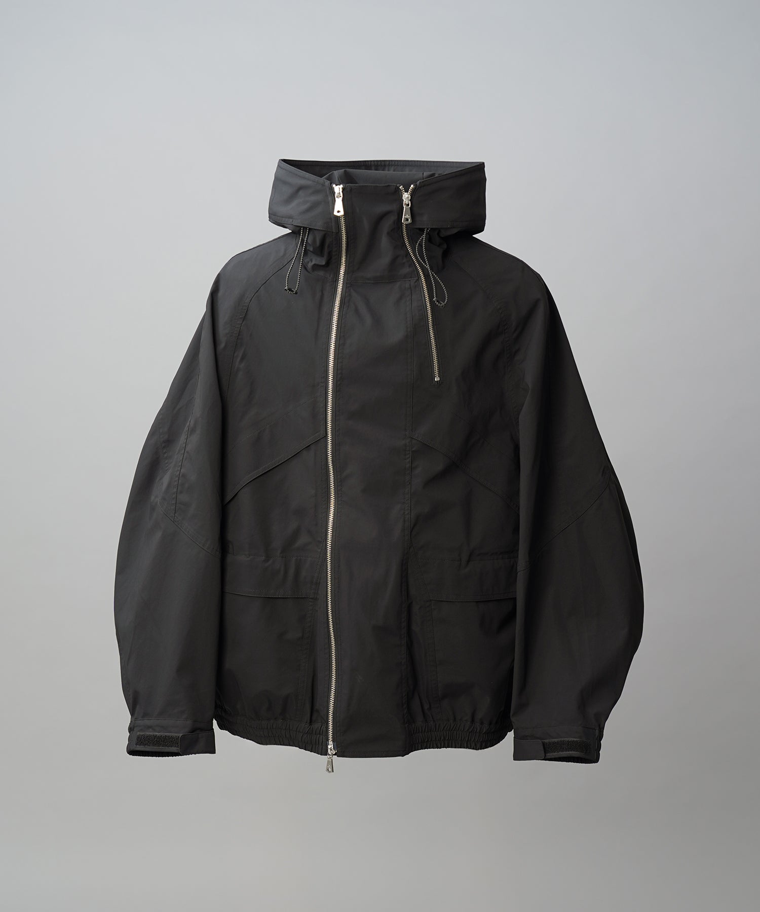 【26AW PRE-ORDER】Three-Layer Asymmetrical Front Zip Prime-Over Mountain Parka