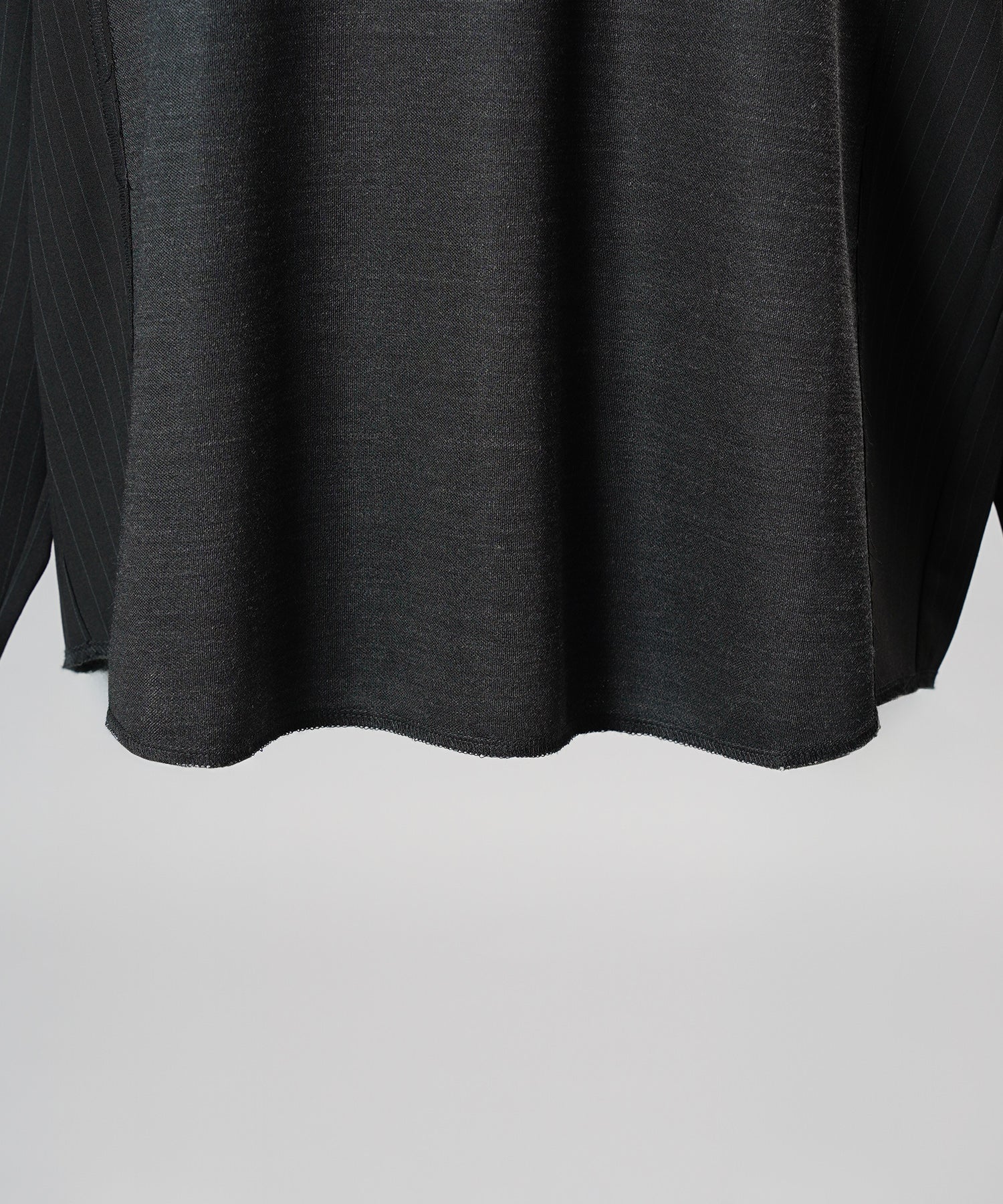 【26aw PRE-ORDER】纯棉巴尔法蕾丝超领亨利领长袖针织T恤