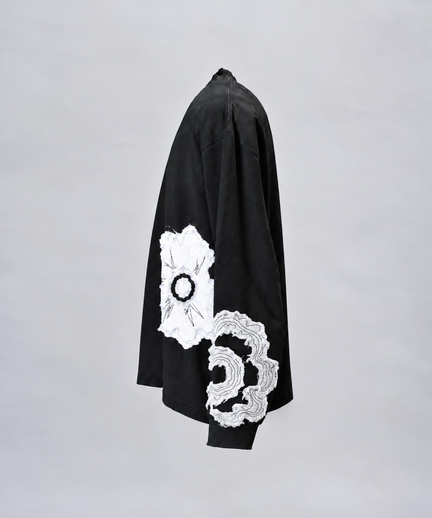 [26AW PRE-ORDER] Cotton Balfa Lace Prime Over Henley Neck Long Sleeve Knit T-shirt