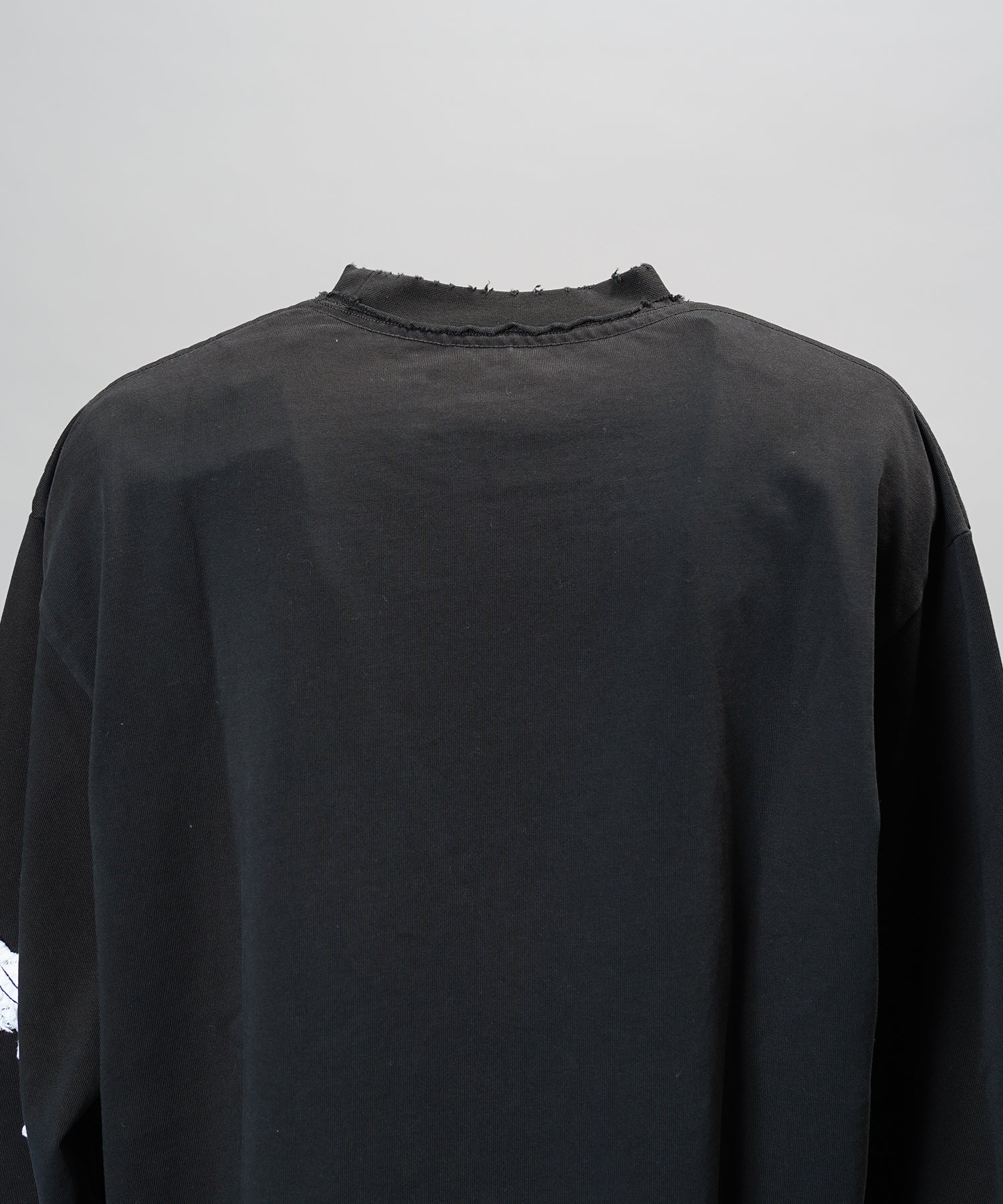 [26AW PRE-ORDER] Cotton Balfa Lace Prime Over Henley Neck Long Sleeve Knit T-shirt
