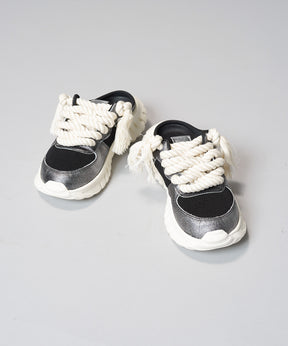 [SPECIAL SHOES FACTORY COLLABORATION] Plain Toe With Open Lacing Flat Slip-ons