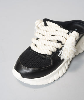 [SPECIAL SHOES FACTORY COLLABORATION] Plain Toe With Open Lacing Flat Slip-ons