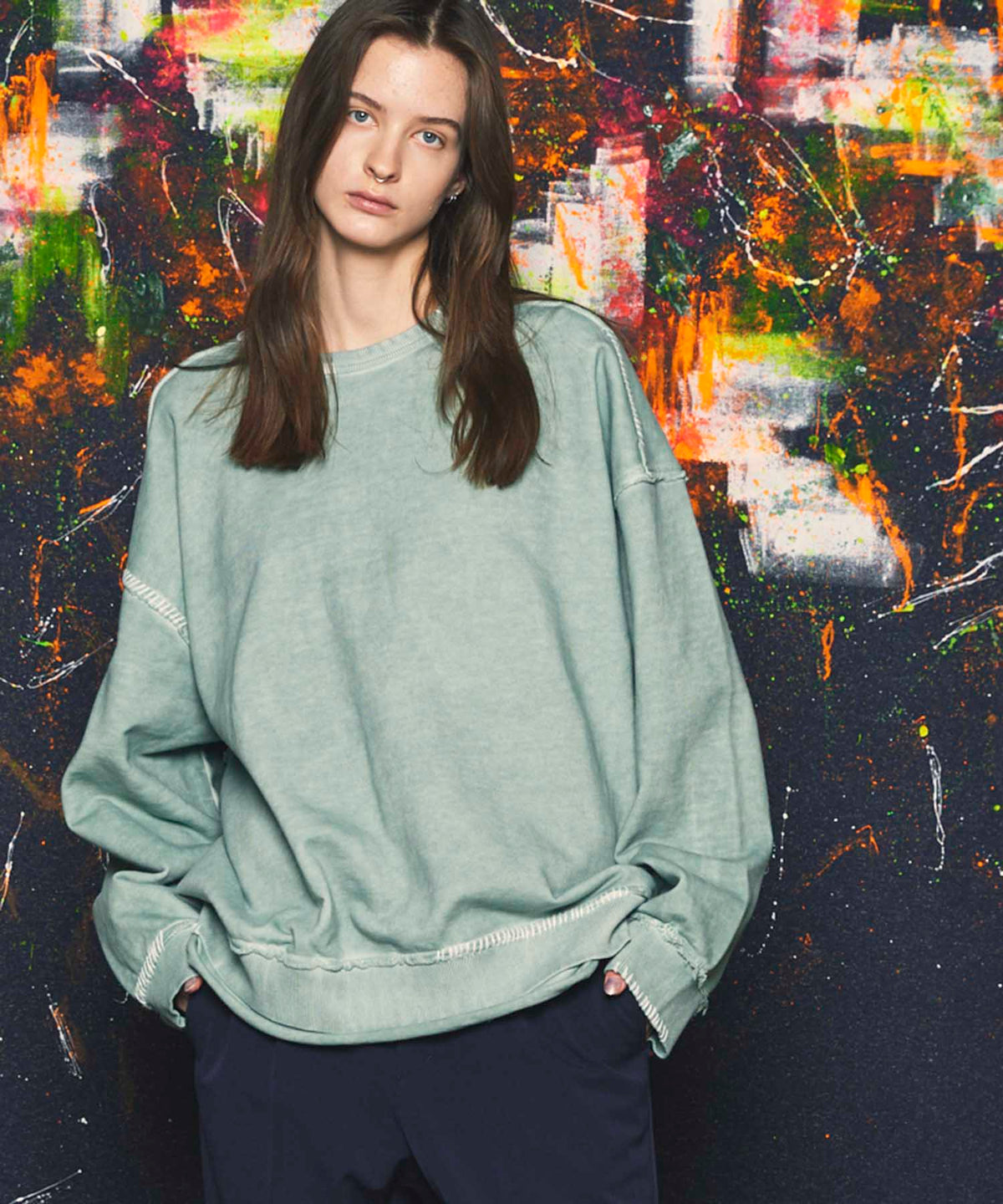Heavy-Weight Sweat Embroidery Damage Over-Dye Crew Neck Pullover