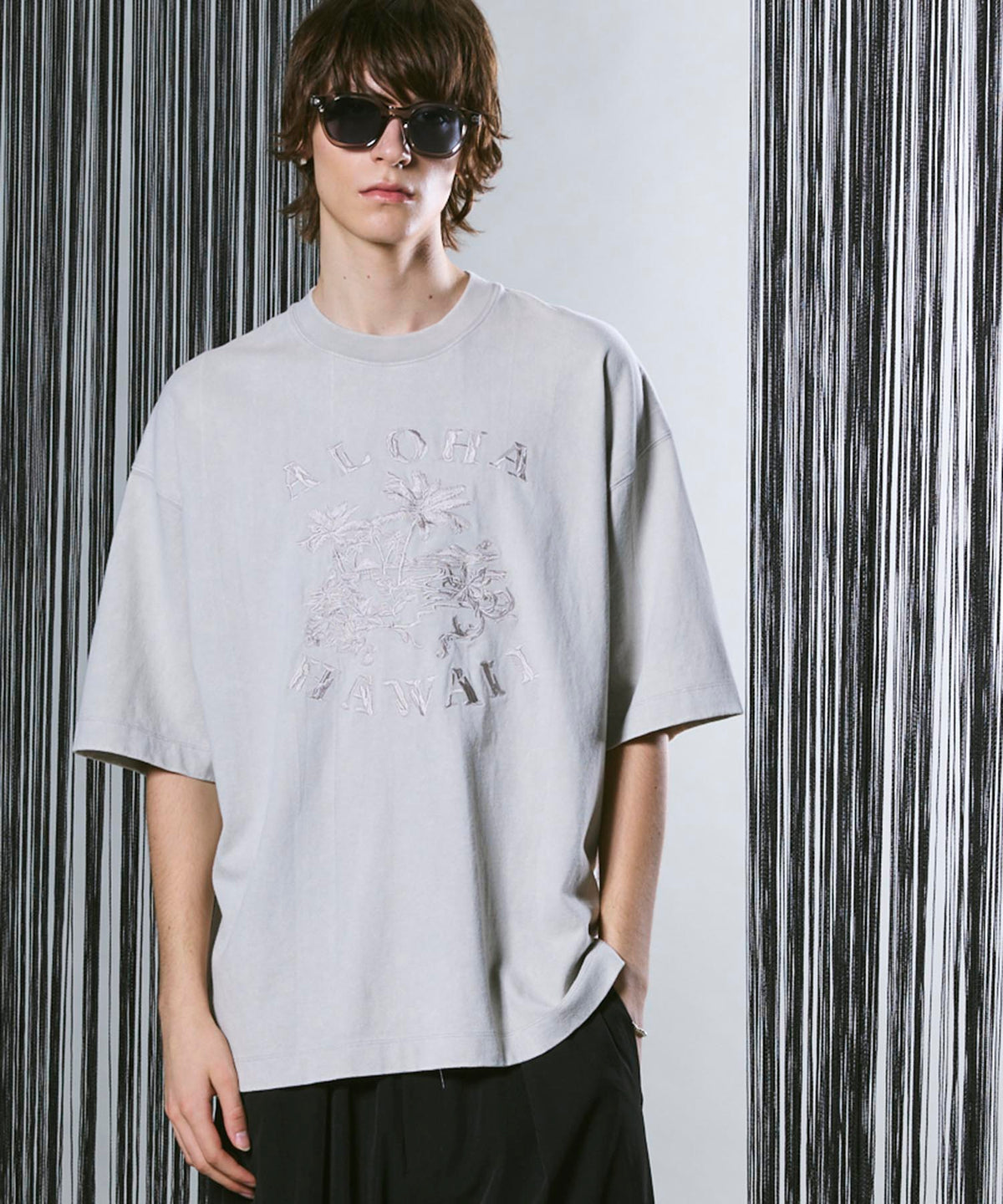 【24SS PRE-ORDER】「ALOHA」Embroidery Powder Bleach Prime-Over Crew Neck T-Shirt