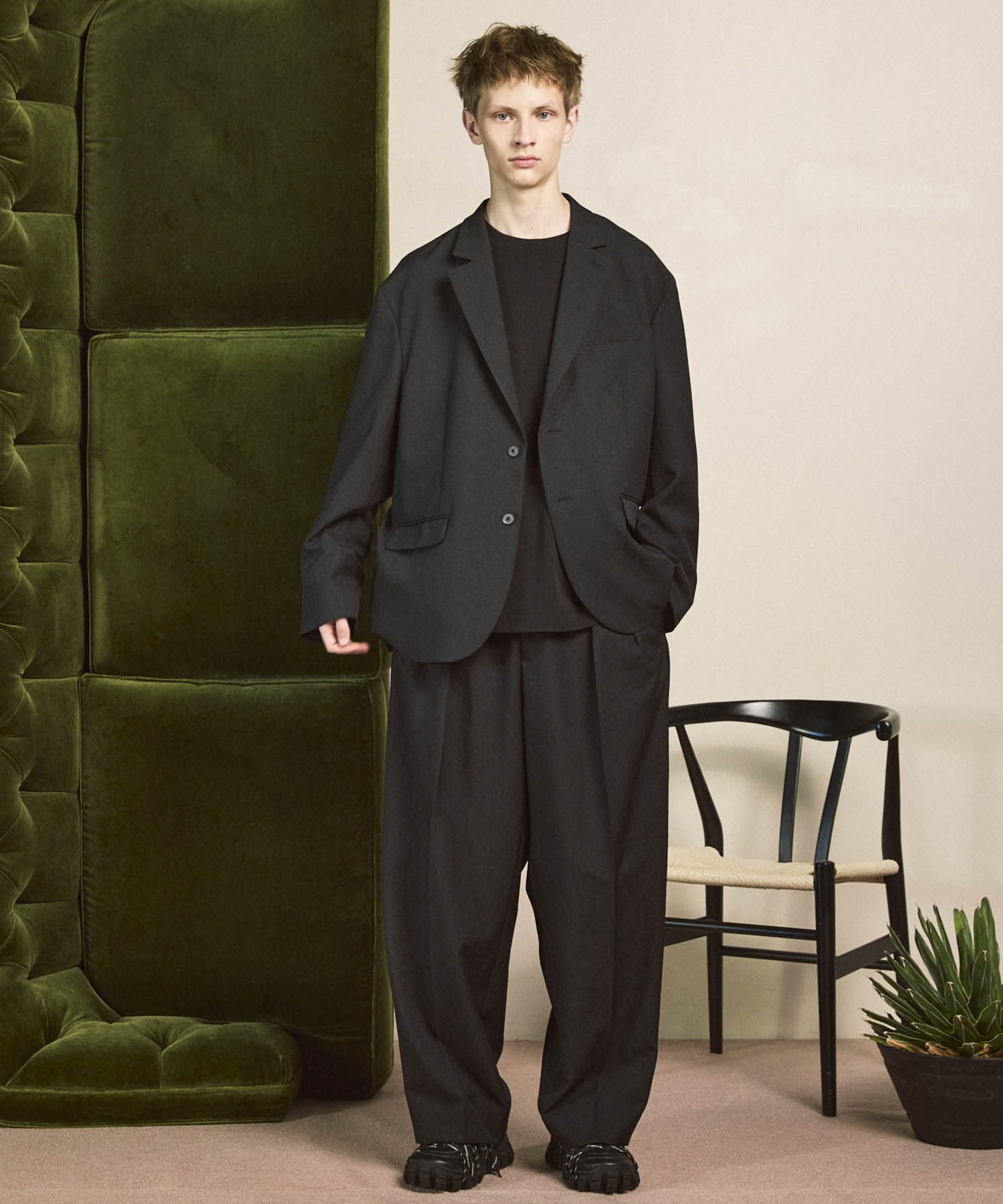 Vintage Like Relax-Over Set Up