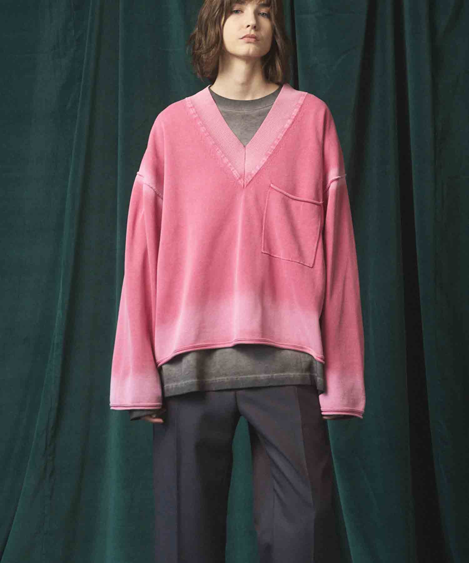 Gradation Short Length Prime-Over V-Neck Knit Pullover