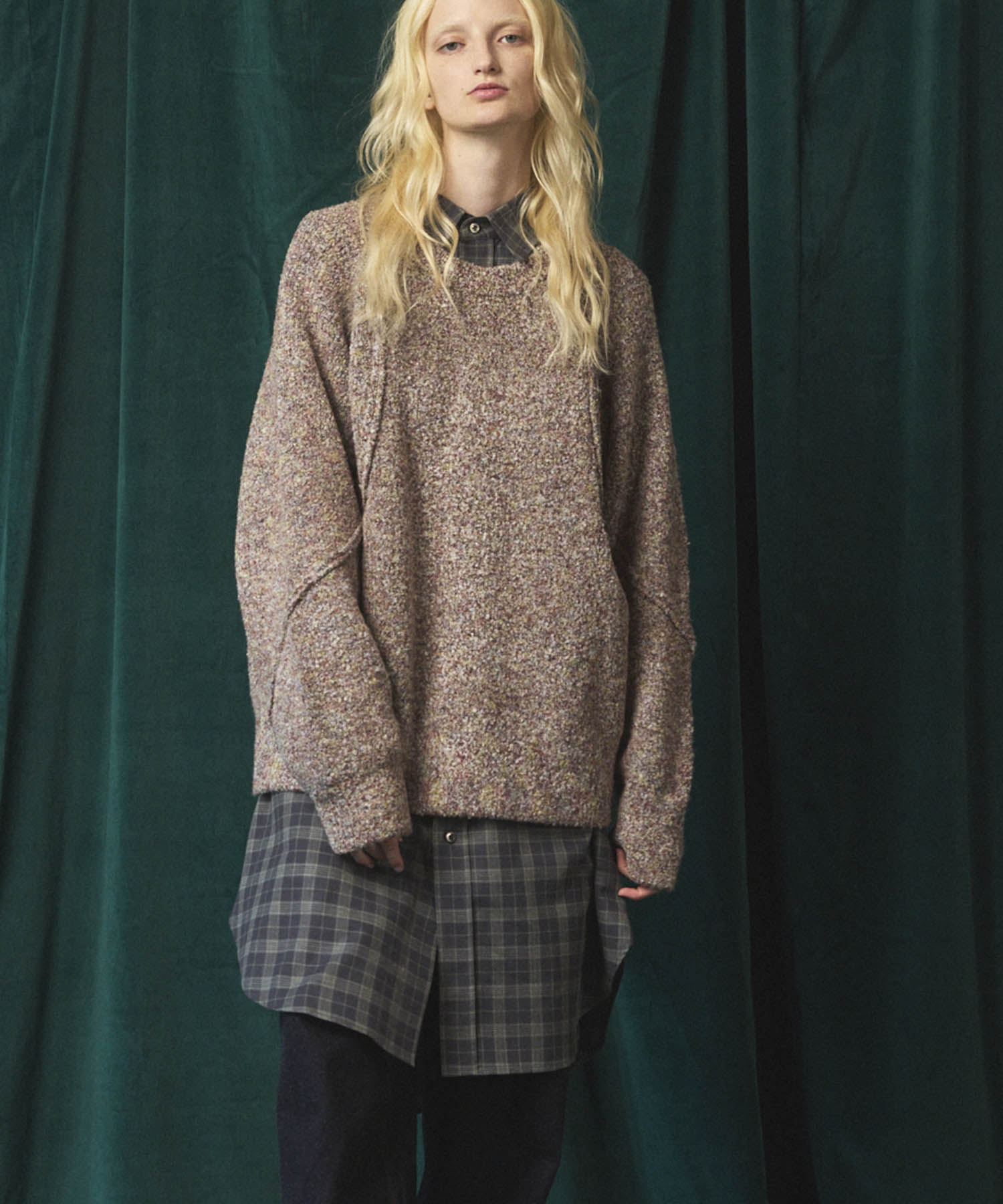 Gradation Short Length Prime-Over V-Neck Knit Pullover