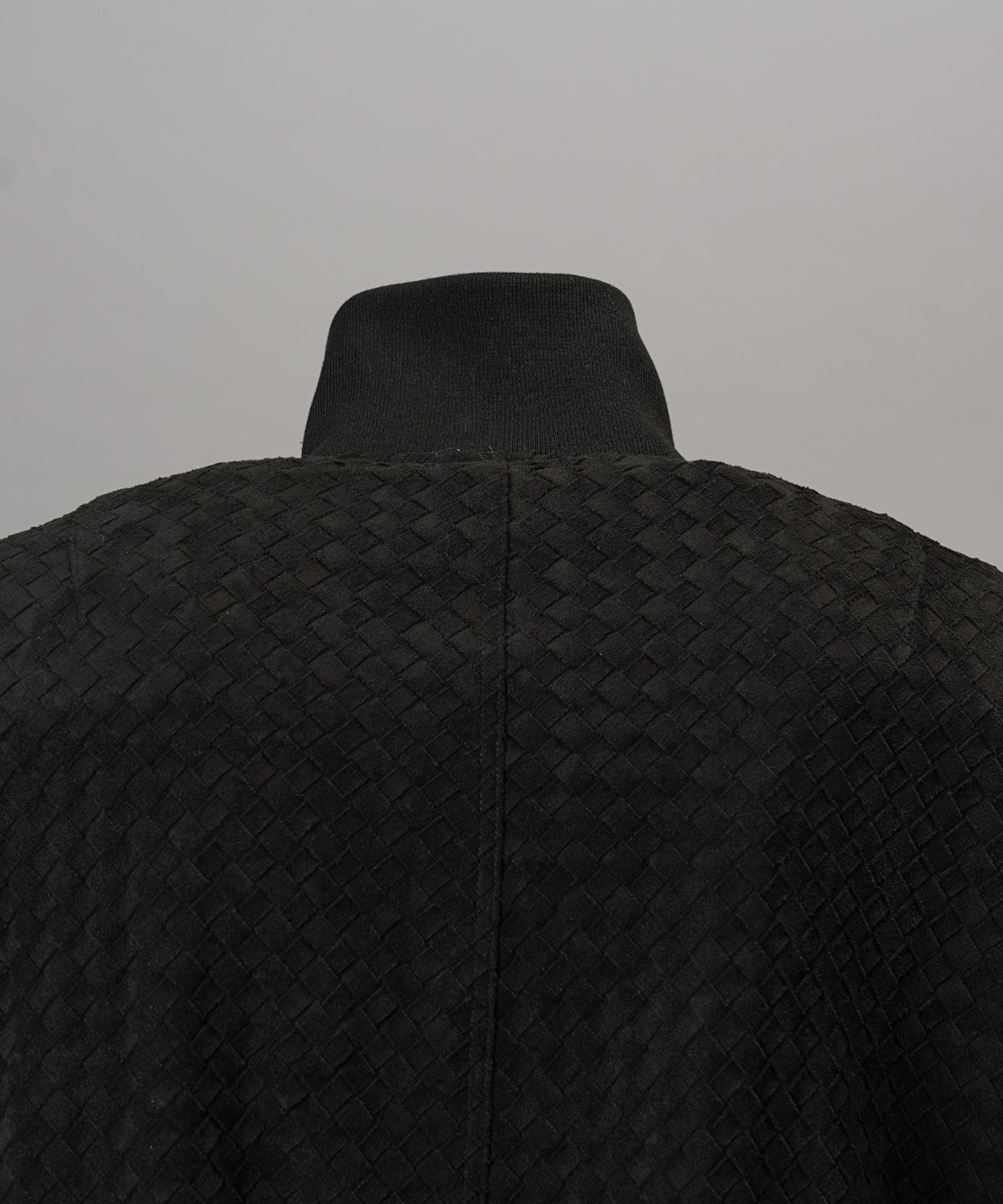 【26AW PRE-ORDER】アーティフィシャルスウェードテープニッティングプライムオーバースタンドブルゾン