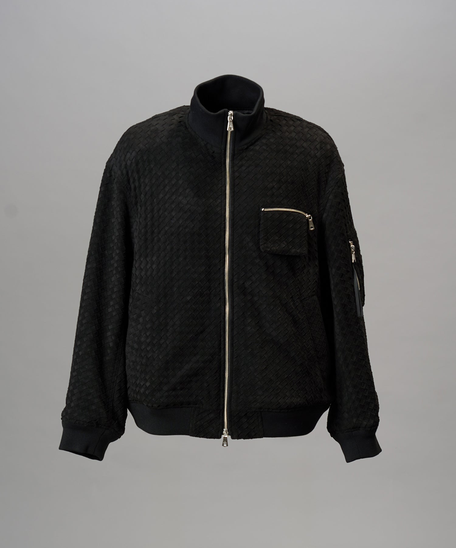 【26AW PRE-ORDER】アーティフィシャルスウェードテープニッティングプライムオーバースタンドブルゾン