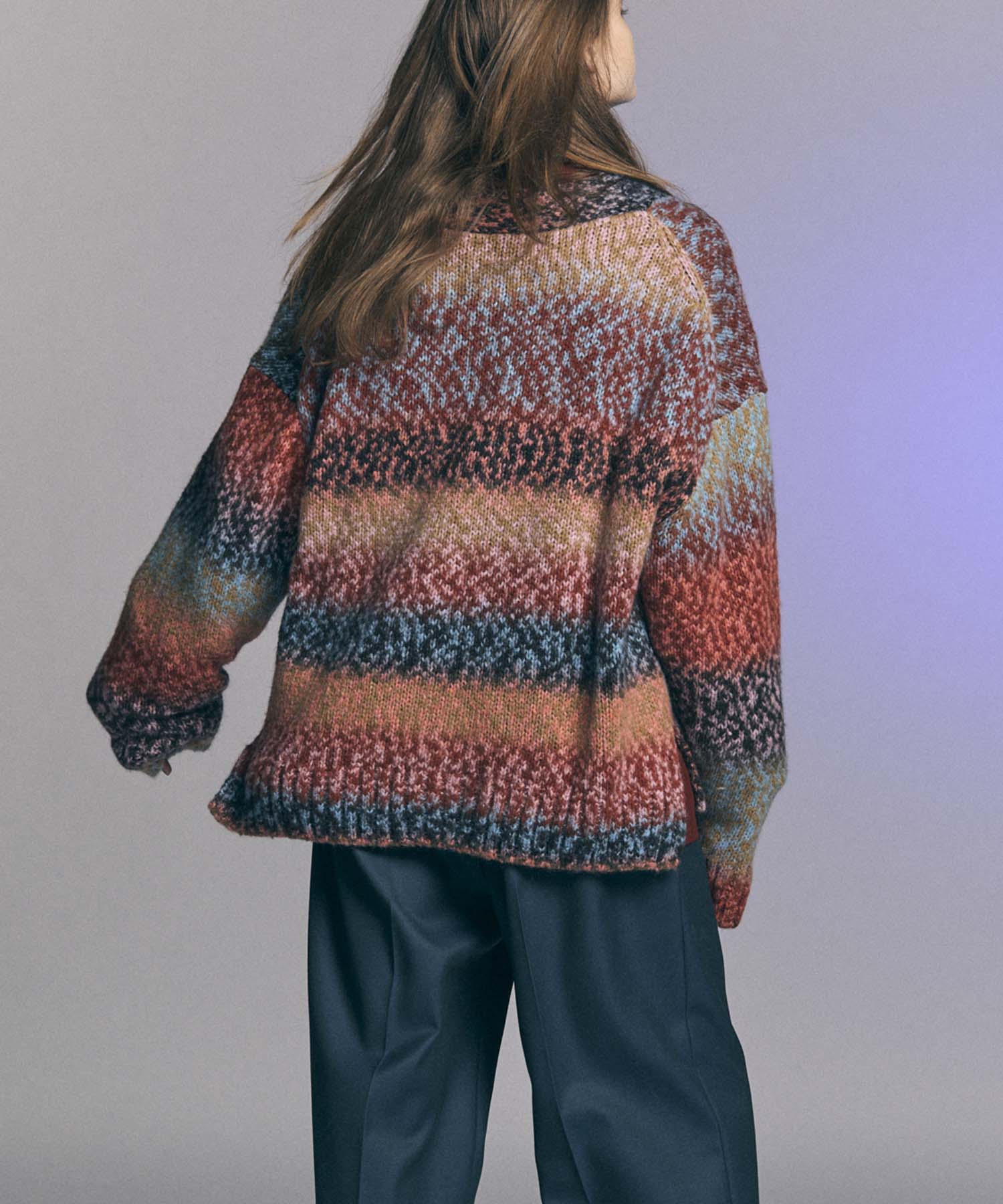 [24AW Pre-Order] Pinori Long Space-Dye Gradation Prime-Over V-Neck Knit Cardigan