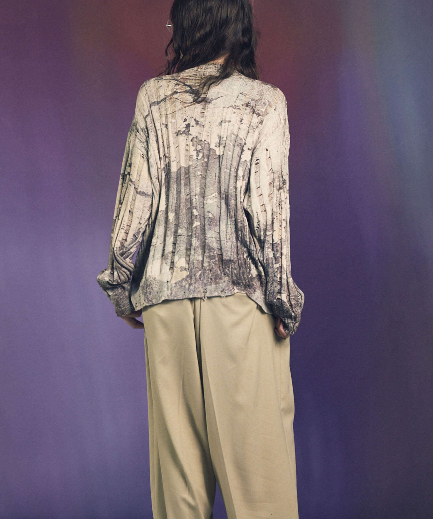 Wall Art Print Damage Knit Pullover