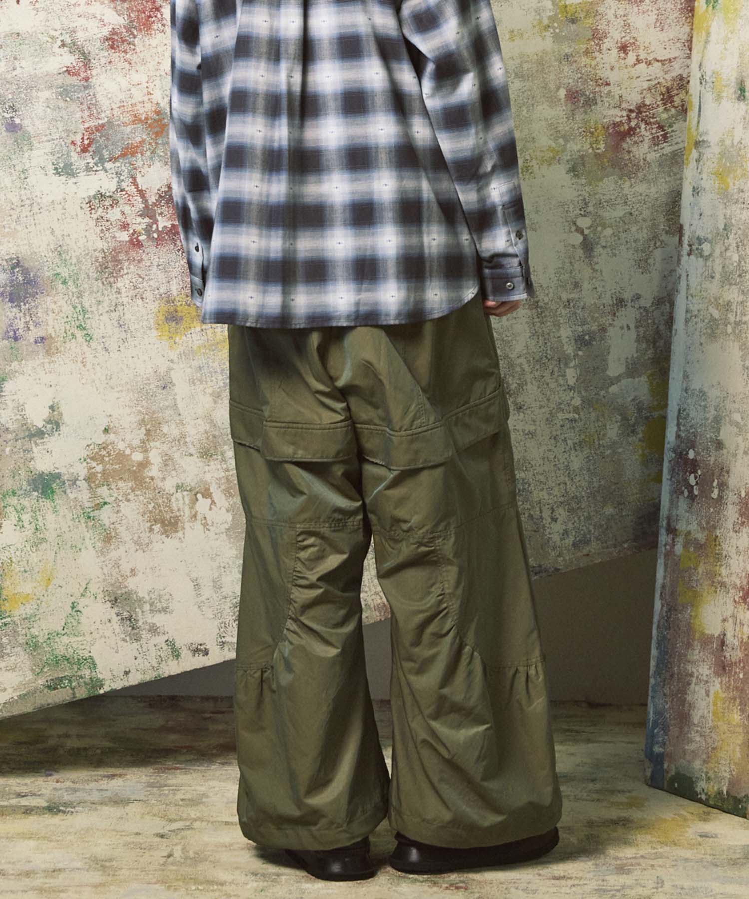 Gather Curved Switching Wide Pants