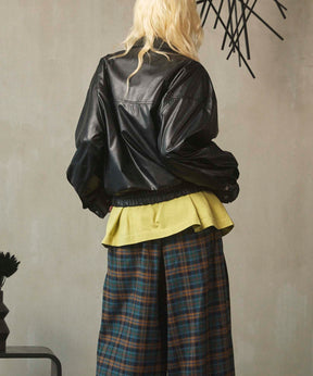 Curve Switching A Light Eco Leather Shirt