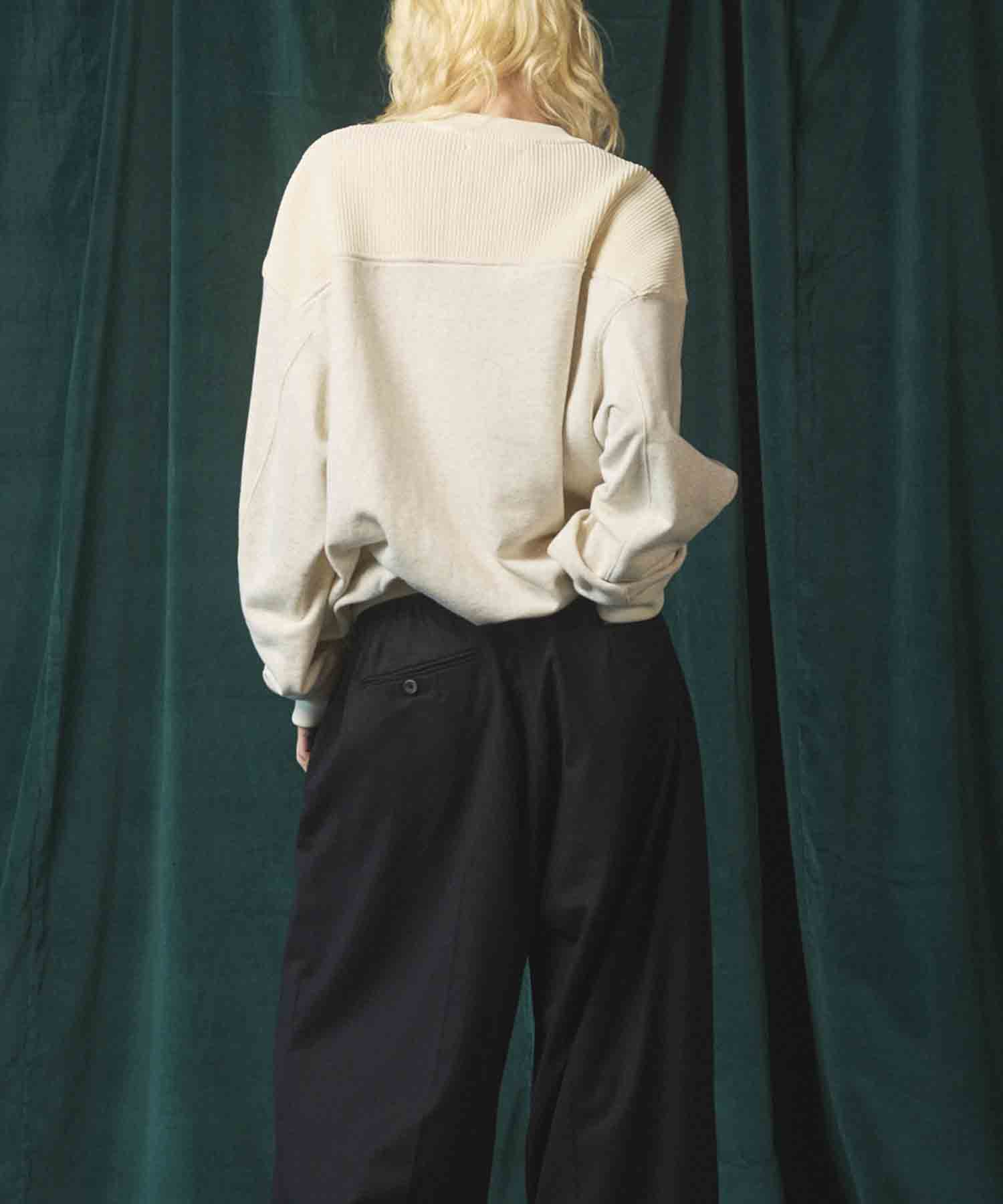 Gradation Short Length Prime-Over V-Neck Knit Pullover