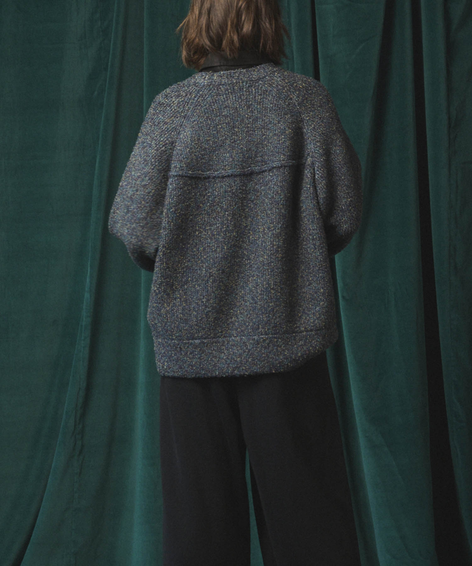 Gradation Short Length Prime-Over V-Neck Knit Pullover