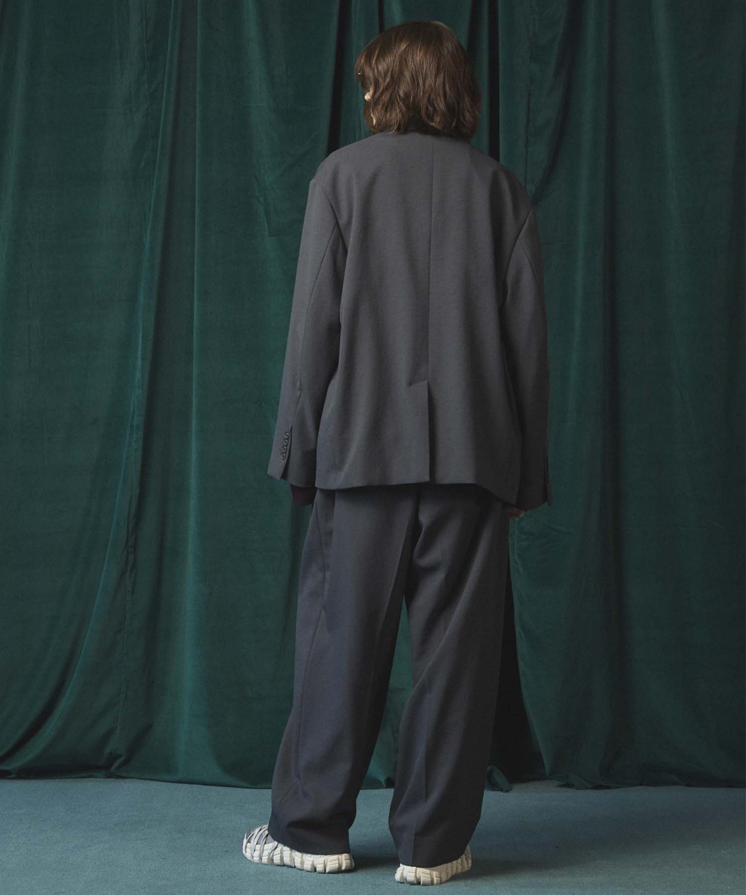 Vintage Like Relax-Over Set Up