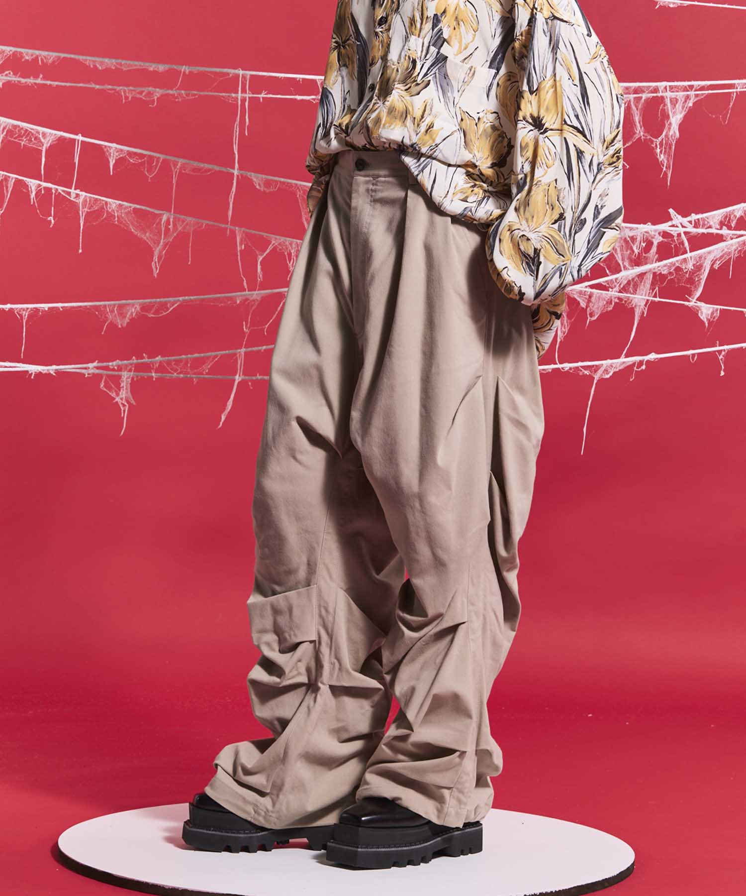 【24AW PRE-ORDER】Prime-Wide Random Tucks Parachute Pants