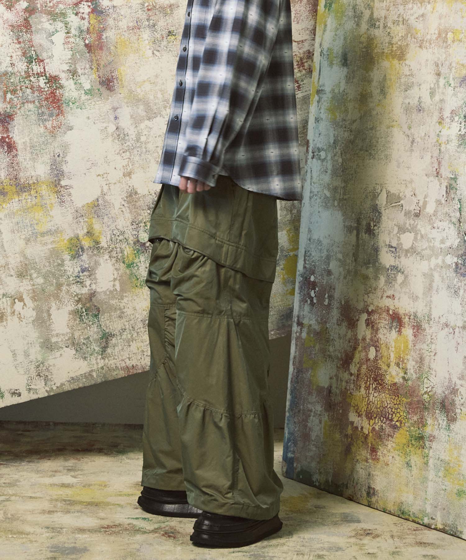 Gather Curved Switching Wide Pants