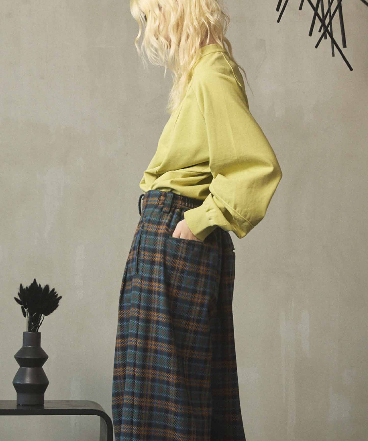 Curve switching Prime-Over Henry Neck Long Sleeve T-Shirt