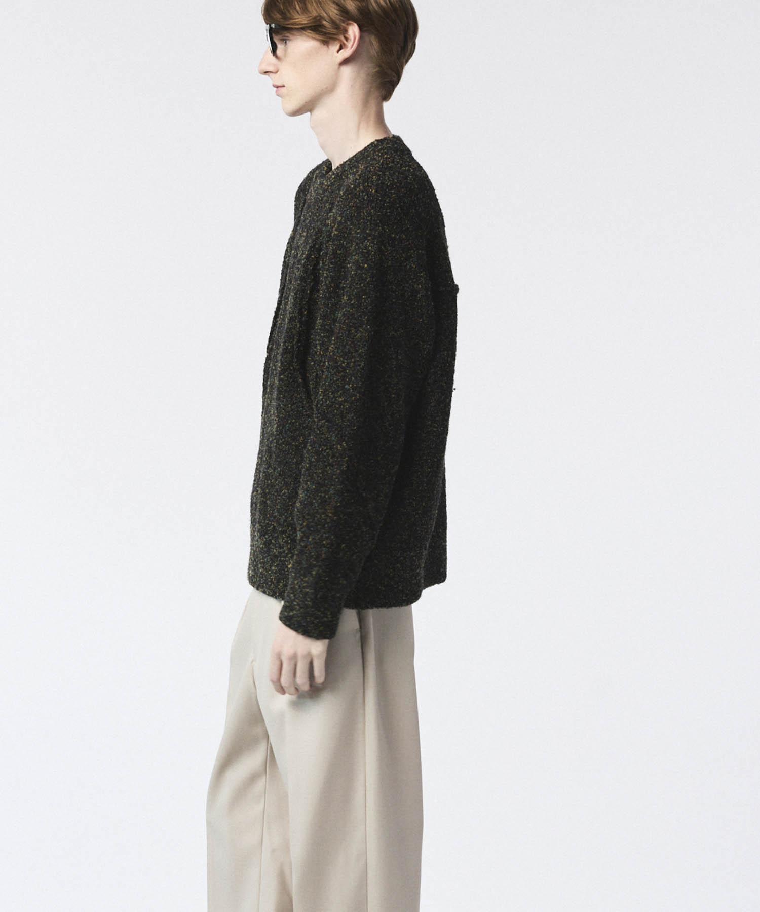 Gradation Short Length Prime-Over V-Neck Knit Pullover