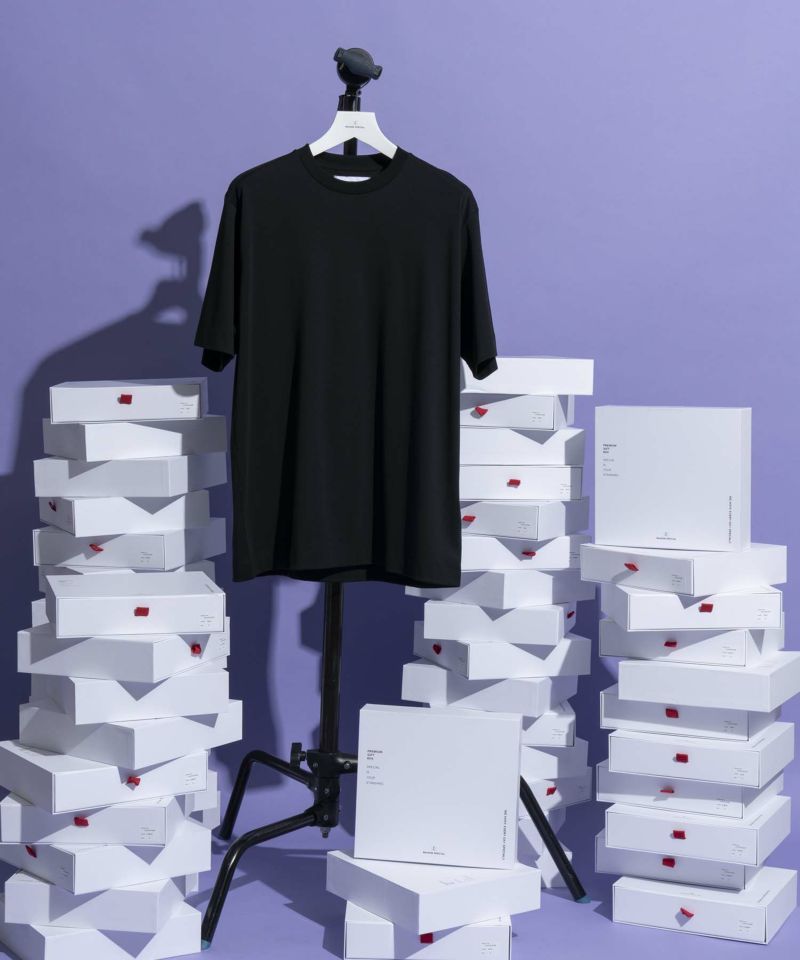 【PREMIUM GIFT BOX TEE】AガールズLOTUSスムースTシャツ