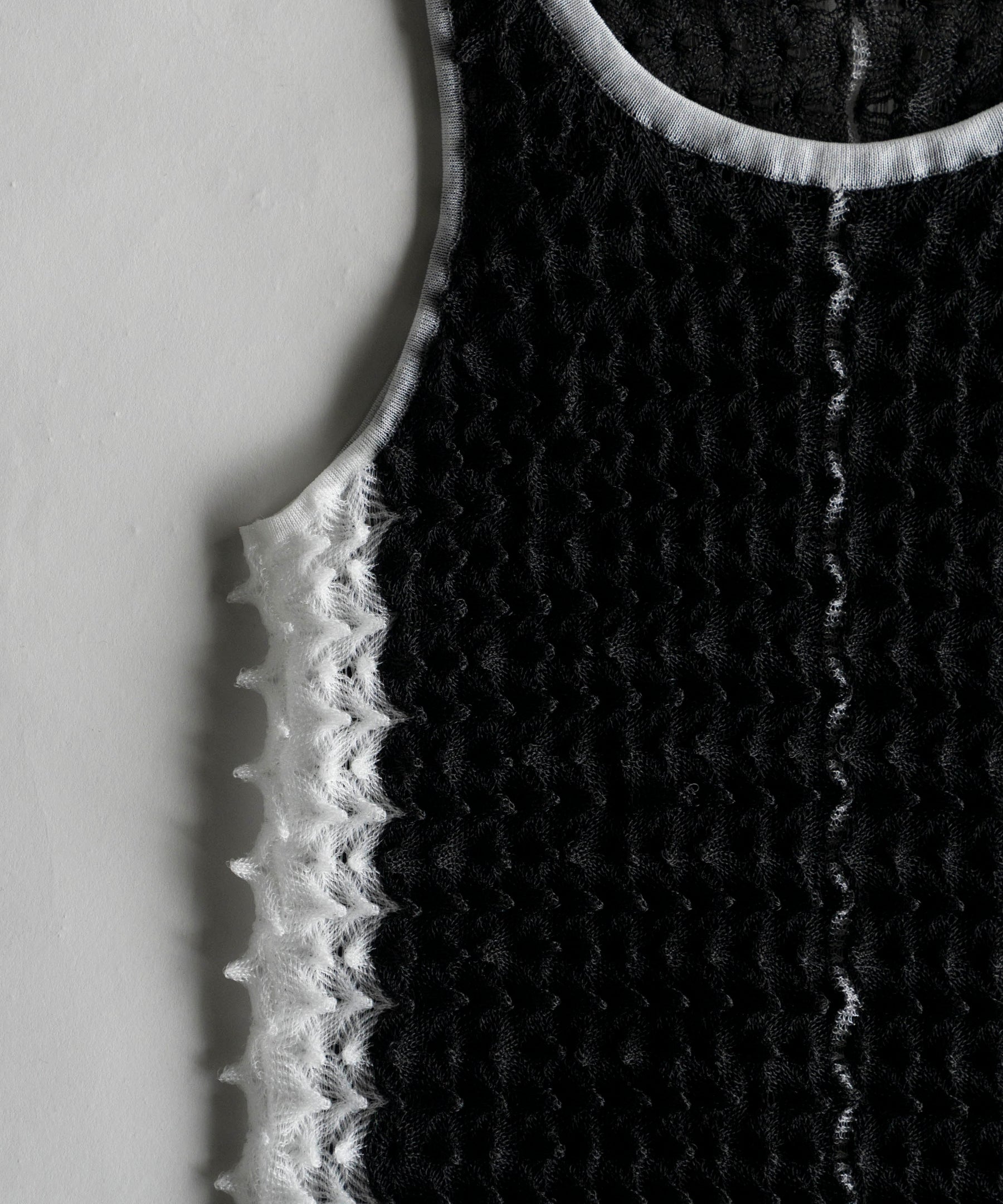 【SALE】Togetoge Sheer Knit Tank Top