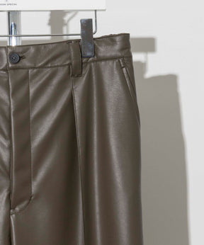 [SALE] Recycling Light Fake Leather Ping Tack Wide Pants